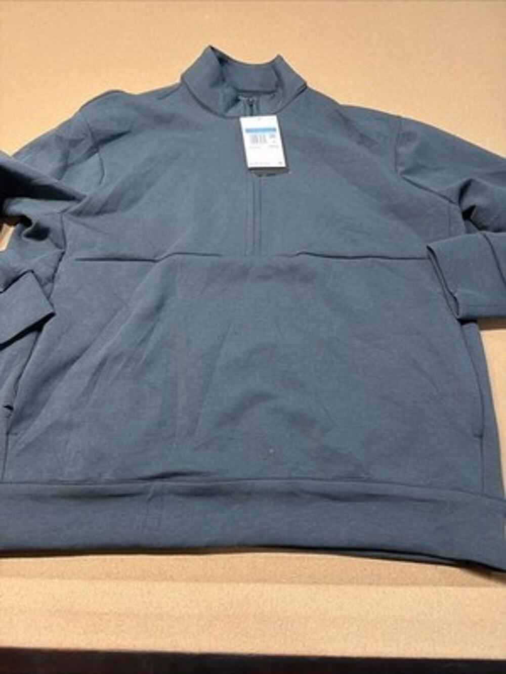 Nike Men’s Medium 24.7 Impossibly Soft Dri-FIT 1/2 Zip Long Sleeve Top HQ6953